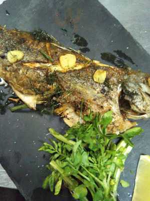 串ダイニング はしごや