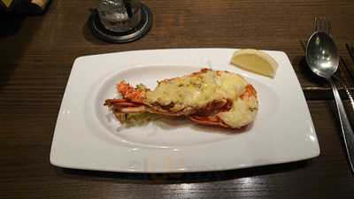 Malibu 横浜東口三井ビル店