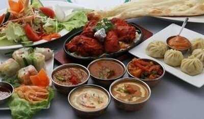 アジアンダイニングバー Sapana 飯田橋プラーノ店