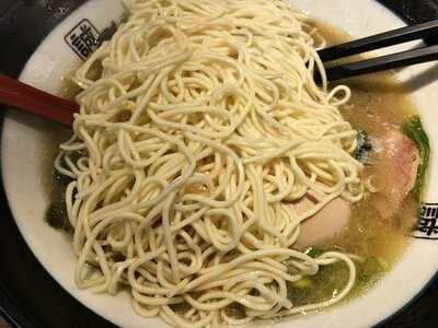 とんこつ醤油らーめん 誠屋