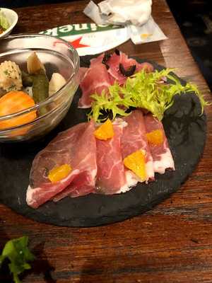 Irish Pub Peter Cole 神田店