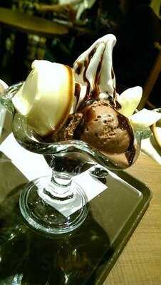 サンマルクカフェ 渋谷井の頭通店