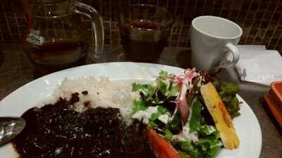 ワイン食堂八十郎神田鍛冶町