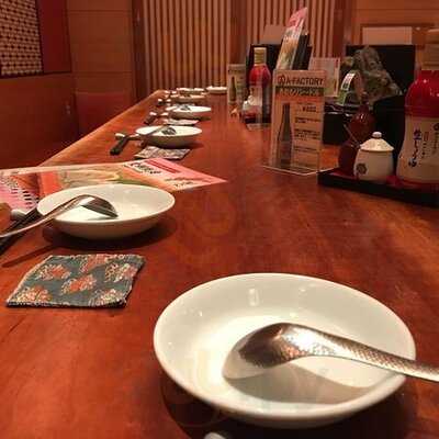 羅かん東京駅黒塀横丁