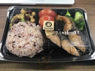 Dexee Deli 大手町店