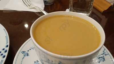 椿屋カフェ 京急上大岡店