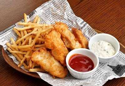 パブカーディナルマルノウチ