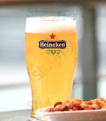 パブカーディナルマルノウチ