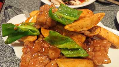 天鴻餃子房 有楽町店