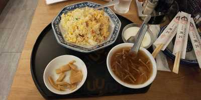 餃子センター 興記