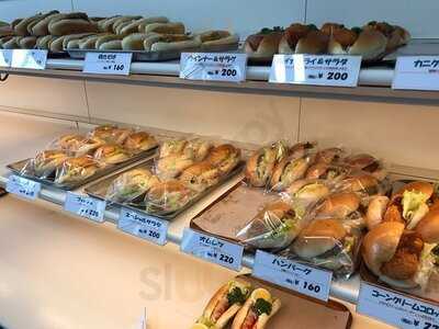 丸栄ベーカリー中央店