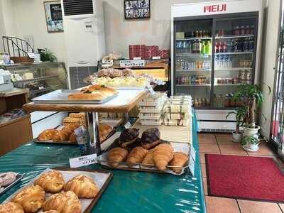 丸栄ベーカリー中央店