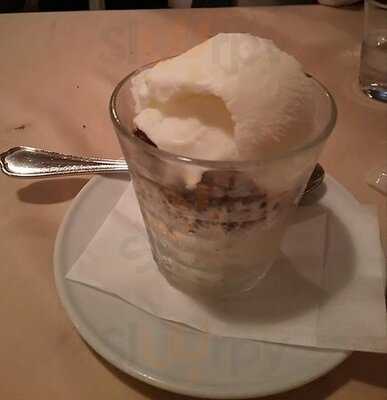 トラットリア ラ テスタドゥーラ