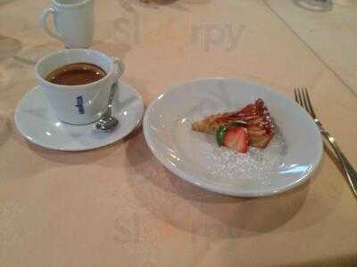 トラットリア ラ テスタドゥーラ