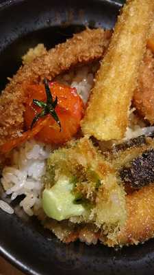 新潟カツ丼 タレカツ 神保町すずらん通り店