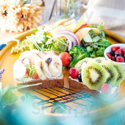 Tree House Diner 梅田店