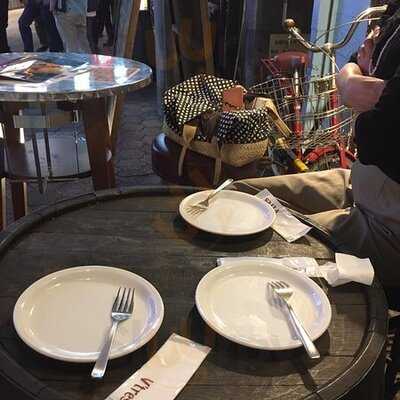 立ち飲み Cave カーヴ