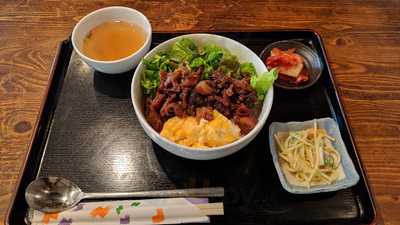 炭火焼肉や 萬福°