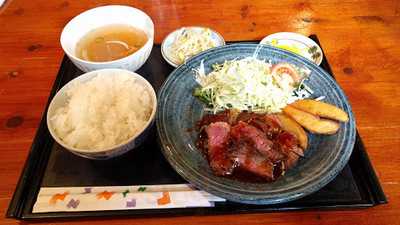 炭火焼肉や 萬福°