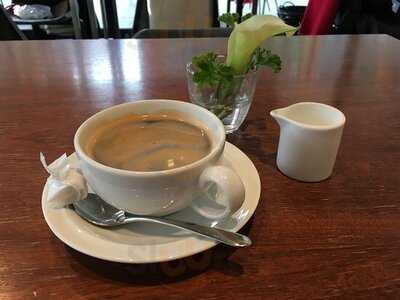 マーガレットハウエル ショップ&カフェ