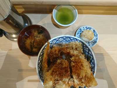 天ぷら いもや三丁目店