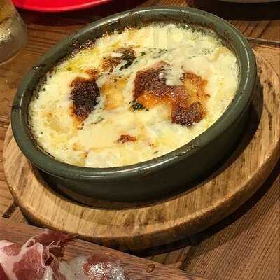 スペインバル Amigos