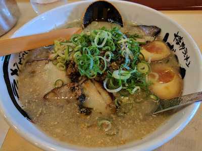 博多ラーメンげんこつ 四貫島店