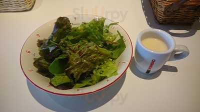 カフェ ドゥ シャンパーニュ