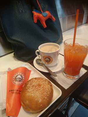 Every Coffee 大阪肥後橋店