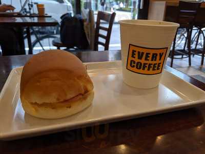 Every Coffee 大阪肥後橋店