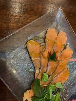 Dining Bar Bless 心斎橋