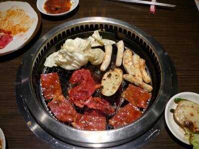 焼肉市場 京橋店