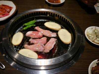 焼肉市場 京橋店