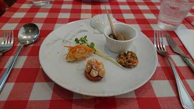 トラットリア サルサマーレ