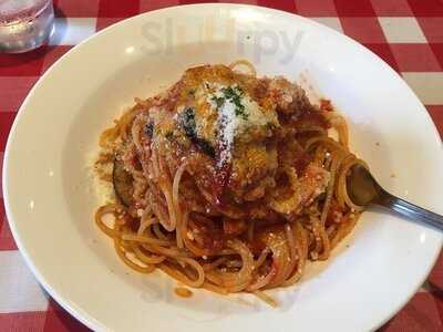 トラットリア サルサマーレ