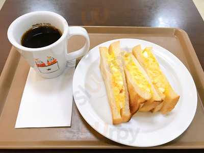 ホリーズカフェ 大阪駅前第1ビル店