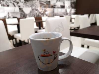 ホリーズカフェ 大阪駅前第1ビル店