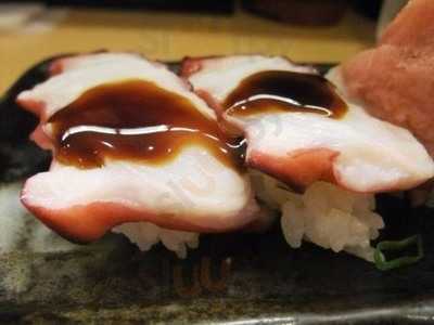 千日前まぐろセンター