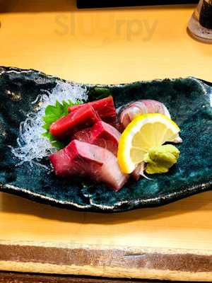 千日前まぐろセンター