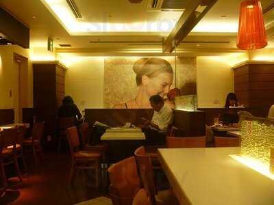 カフェ ド　クレバー サウスゲート店