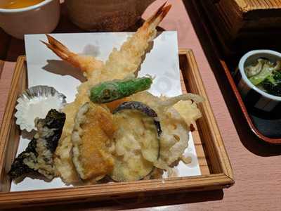 十割そばやまなか