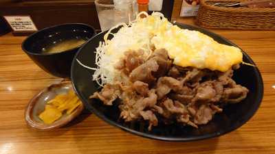 大衆肉食堂おはこ