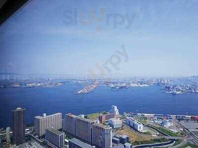 ワールドビュッフェ