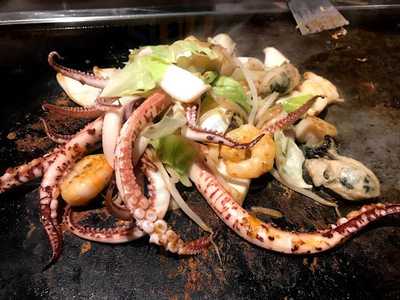 鉄板鍋やなきち