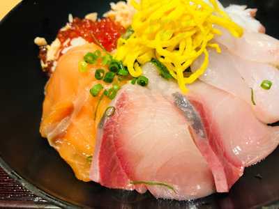 魚蔵 ねむろ 秋葉原駅前店