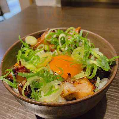 とんこつらーめん俺式 東京駅店