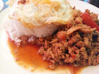 ヤムヤムアイサム 神保町