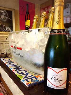 アンジュアンジュ シャンパン通り