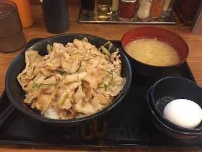 伝説のすた丼屋 渋谷宇田川町店