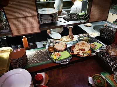 Tomboy Indian Lounge Dining 渋谷106道玄坂店